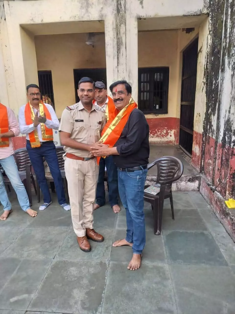 यह जेलर कुछ हटके है... राजसमंद जेल में कैदियों को नई दिशा दे रहे हैं हेमंत सालवी