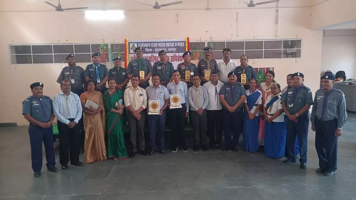 स्काउटिंग सेवा और सहयोग की जीवनशैली सिखाता है- डॉ. बंसल