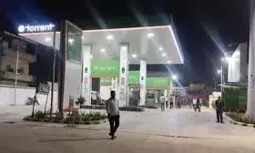 टोरेंट गैस की पाइपलाइन से गैस रिसाव ने हड़कंप