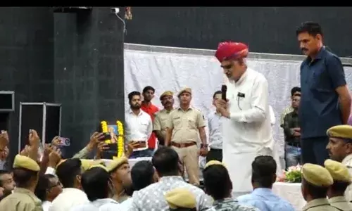 भीलवाड़ा में दीपावली पर 3081 लोगों को मिला भूखंड का तोहफा, मंत्री झाबर सिंह खर्रा बोले – गड़बड़ी करने वालों पर होगी सख्त कार्रवाई, जल्द आएगी नई योजना भीलवाड़ा में दीपावली पर 3081 लोगों को मिला भूखंड का तोहफा, मंत्री झाबर सिंह खर्रा बोले – गड़बड़ी करने वालों पर होगी सख्त कार्रवाई, जल्द आएगी नई योजना