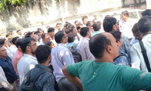 एक दिवसीय सांकेतिक धरना प्रदर्शन