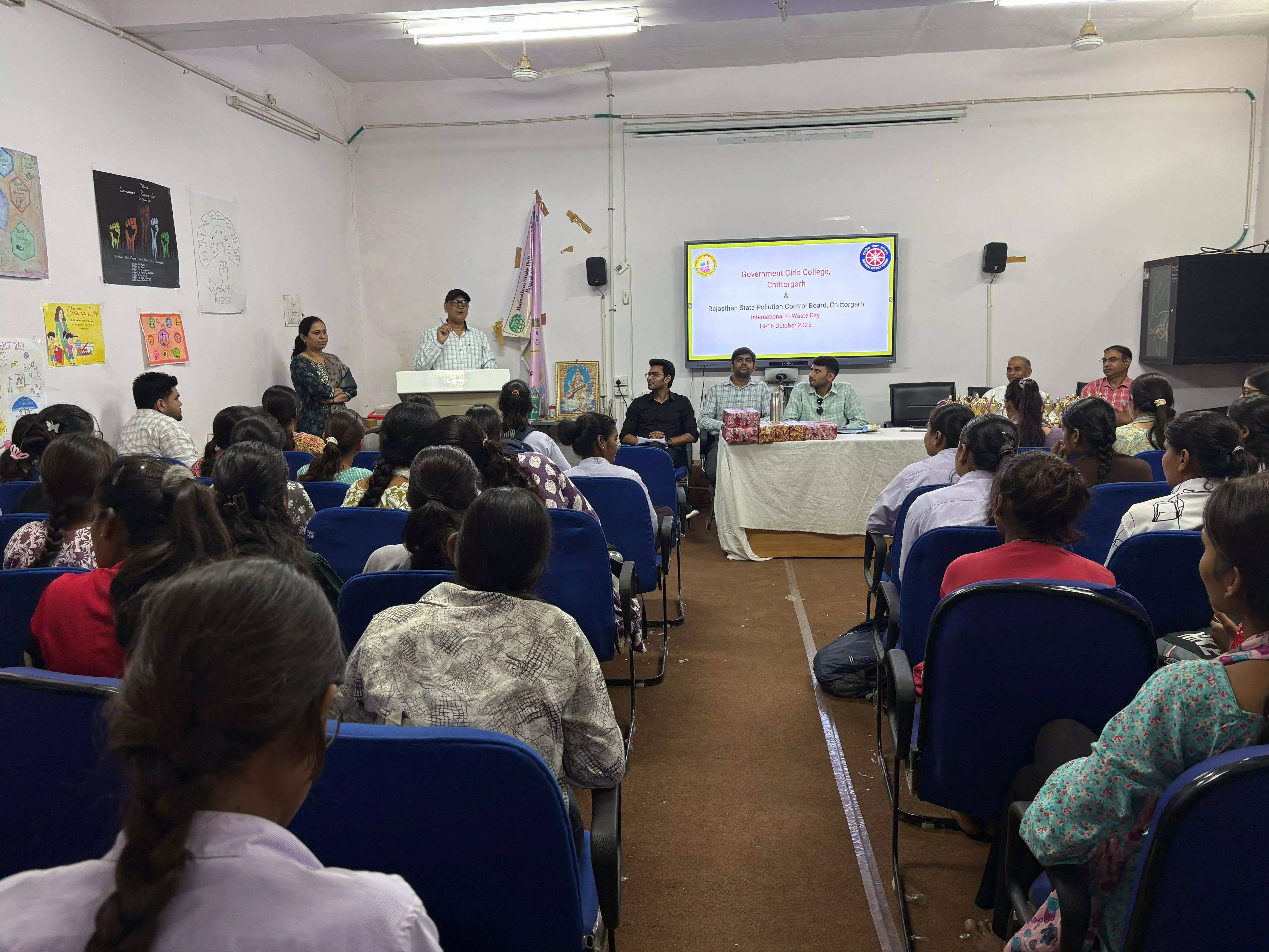 अंतरराष्ट्रीय ई-वेस्ट दिवस पर जनजागरूकता कार्यक्रम आयोजित