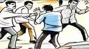जमीन के विवाद में झगड़ा, चार घायल, केस दर्ज