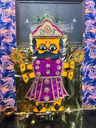 गांधीनगर शनि मंदिर पर दीपावली पर अन्नकूट प्रसाद वितरण गांधीनगर शनि मंदिर पर दीपावली पर अन्नकूट प्रसाद वितरण