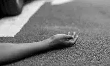 तेज रफ्तार वाहन ने ली हेड कॉन्स्टेबल की जान.हाड़ी रानी मुख्यालय के बाहर हुआ दर्दनाक हादसा तेज रफ्तार वाहन ने ली हेड कॉन्स्टेबल की जान.हाड़ी रानी मुख्यालय के बाहर हुआ दर्दनाक हादसा