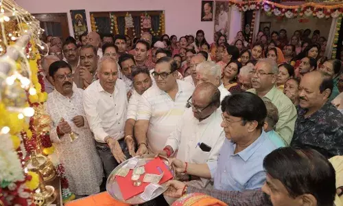 भैरुजी की महाआरती में झुमे भक्तजन भैरुजी की महाआरती में झुमे भक्तजन