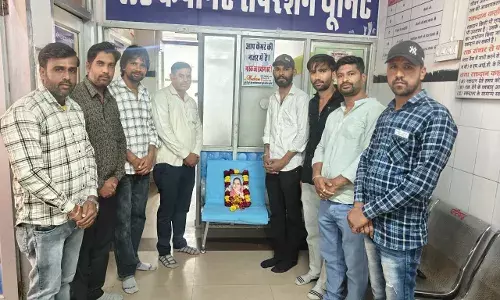 प्रथम पुण्यतिथी पर रक्तदान , मरीजों केा फल वितरण किए प्रथम पुण्यतिथी पर रक्तदान , मरीजों केा फल वितरण किए