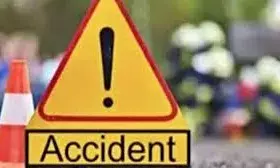 दुकान के बाहर बैठे दो लोगों को तेज रफ्तार कार ने मारी टक्कर, एक की मौत, दूसरा घायल