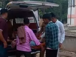 दो बच्चों की मां और 19 साल के प्रेमी ने जहर खाकर दी जान