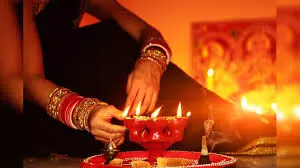 शाम को रहेगी रोनक , गोवर्धन पूजा कल और भाई दूज से होगी उत्सव की समाप्ति शाम को रहेगी रोनक , गोवर्धन पूजा कल और भाई दूज से होगी उत्सव की समाप्ति