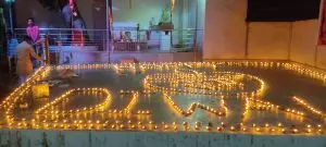 पांसल चारभुजा मंदिर 1100 दीपों से जगमगाया
