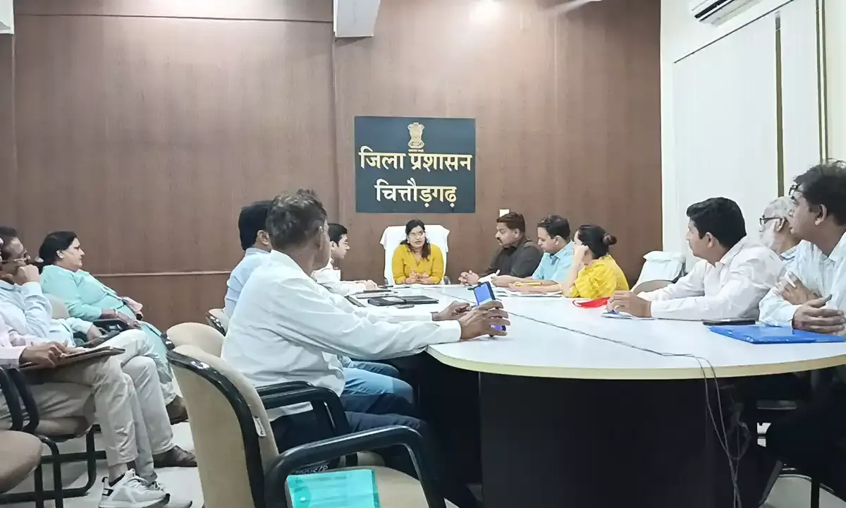 राष्ट्रीय स्वदेशी महोत्सव की तैयारियों को लेकर अधिकारियों की बैठक आयोजित