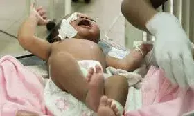 जनाना अस्पताल में नवजातों की अदला-बदली का मामला: जांच में हुई माताओं की पहचान, दोनों परिवार हुए सहमत