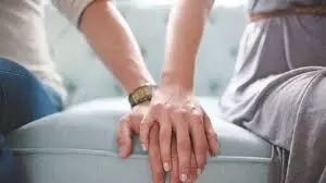 अवैध संबंधों के शक में पत्नी की हत्या, शव को ड्रम में ठूंसकर दफनाया