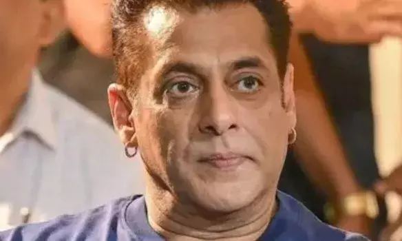 पाकिस्तान ने सलमान खान को घोषित किया आतंकवादी