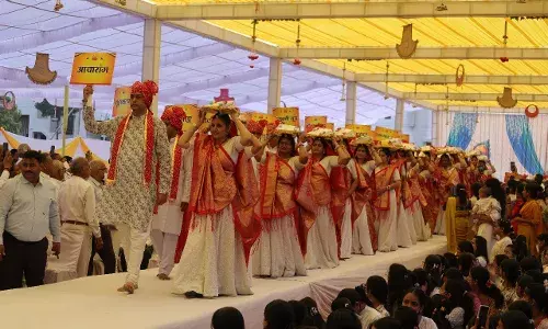 ज्ञानपंचमी पर प्रवाहित श्रद्धा एवं भक्ति की गंगा, बच्चों के संग बड़ो ने भी की मां शारदा की आराधना ज्ञानपंचमी पर प्रवाहित श्रद्धा एवं भक्ति की गंगा, बच्चों के संग बड़ो ने भी की मां शारदा की आराधना