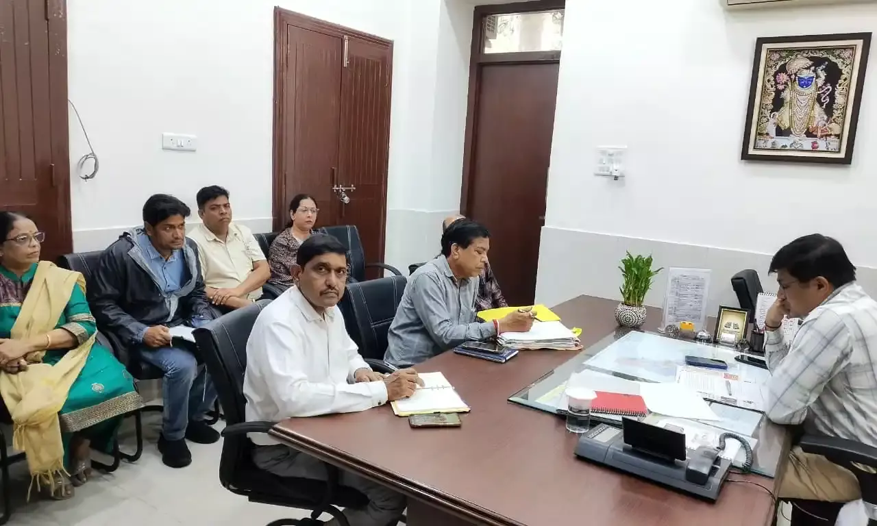 पशु क्रूरता निवारण समिति की बैठक का आयोजन