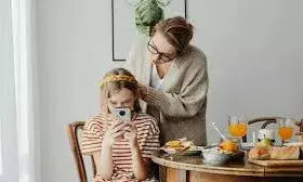 30 मिनट से ज्यादा मोबाइल इस्तेमाल करना हो सकता है घातक! मनोचिकित्सकों ने दी चेतावनी