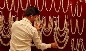 फिर गिरे सोने-चांदी के दाम फिर गिरे सोने-चांदी के दाम