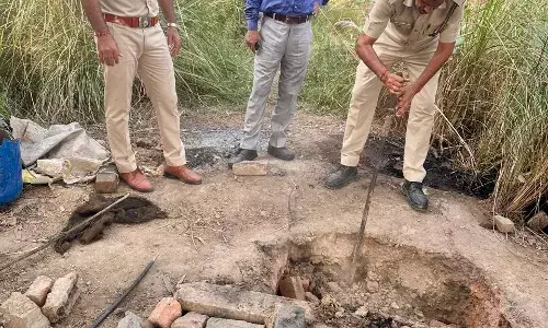 आबकारी विभाग का विशेष अभियान, अवैध मदिरा सीज, हजारों लीटर वॉश नष्ट