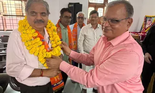 संगठन की महत्ता पर दिया ज़ोर संगठन की महत्ता पर दिया ज़ोर