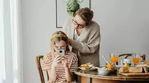 30 मिनट से ज्यादा मोबाइल इस्तेमाल करना हो सकता है घातक! मनोचिकित्सकों ने दी चेतावनी