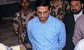 19 वर्षीय युवक के सुसाइड नोट में यौन शोषण के गंभीर आरोपों से हड़कंप 19 वर्षीय युवक के सुसाइड नोट में यौन शोषण के गंभीर आरोपों से हड़कंप