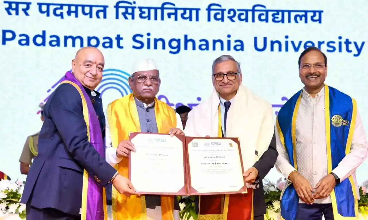 ज्ञान का उपयोग राष्ट्र निर्माण में करें - राज्यपाल बागडे