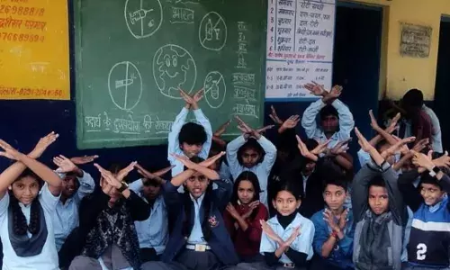 स्कूल हेल्थ एंड वैलनेस प्रोग्राम के तहत विद्यार्थियों ने लिया नशा मुक्ति का संकल्प