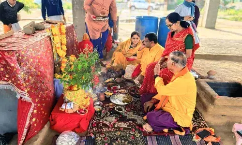 गणपति स्थापना के साथ तुलसी विवाह के कार्यक्रम प्रारंभ गणपति स्थापना के साथ तुलसी विवाह के कार्यक्रम प्रारंभ