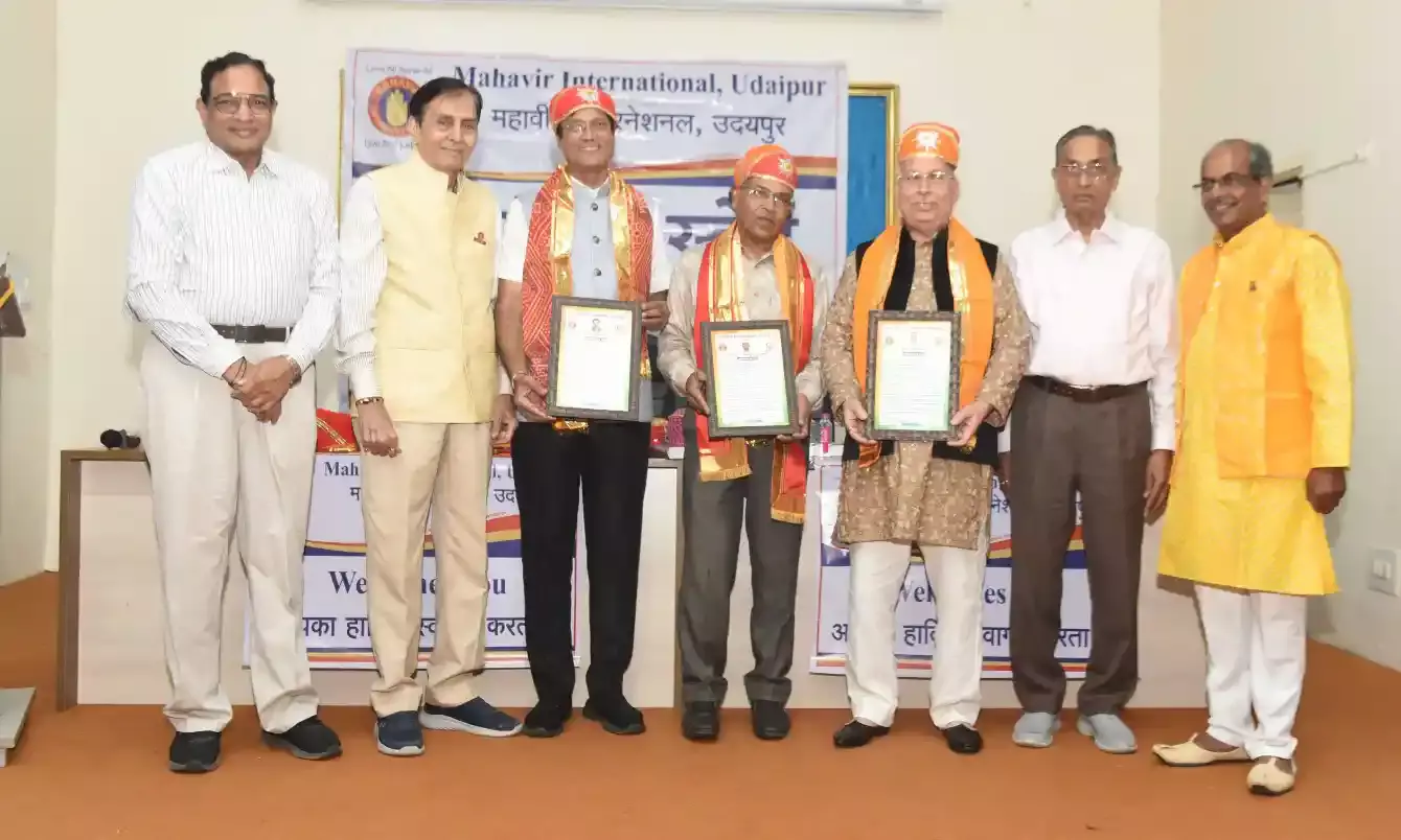 दीपावली स्नेह मिलन एवं सत्र 2025-27 की प्रथम बैठक संपन्न