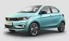 टाटा टियागो बेस मॉडल खरीदने पर कितना खर्च होगा, जानिए पूरी गणना