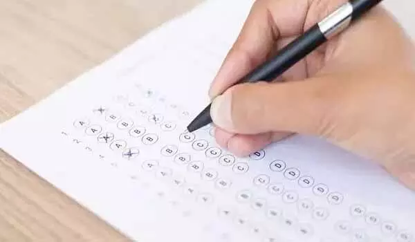 2 नवंबर को होगी ग्राम विकास अधिकारी भर्ती परीक्षा, आज बोर्ड की ओर से जारी होंगे एडमिट कार्ड 2 नवंबर को होगी ग्राम विकास अधिकारी भर्ती परीक्षा, आज बोर्ड की ओर से जारी होंगे एडमिट कार्ड