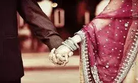 लड़की के पिता और दूल्हे की मां में हुआ प्यार, सगाई से पहले दोनों हुए फरार