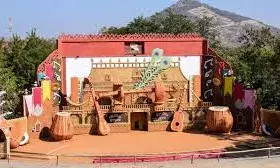 शिल्पग्राम में नाटक ‘द प्रपोजल’ का मंचन आज शिल्पग्राम में नाटक ‘द प्रपोजल’ का मंचन आज