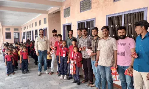 रायपुर के रॉयल एकेडमी स्कूल में मनाया खाटूश्याम का जन्मदिन रायपुर के रॉयल एकेडमी स्कूल में मनाया खाटूश्याम का जन्मदिन