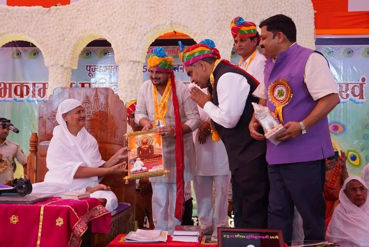 गुरु माँ आर्यिका स्वस्तिभूषण माता का 56वां अवतरण दिवस धूमधाम से मनाया