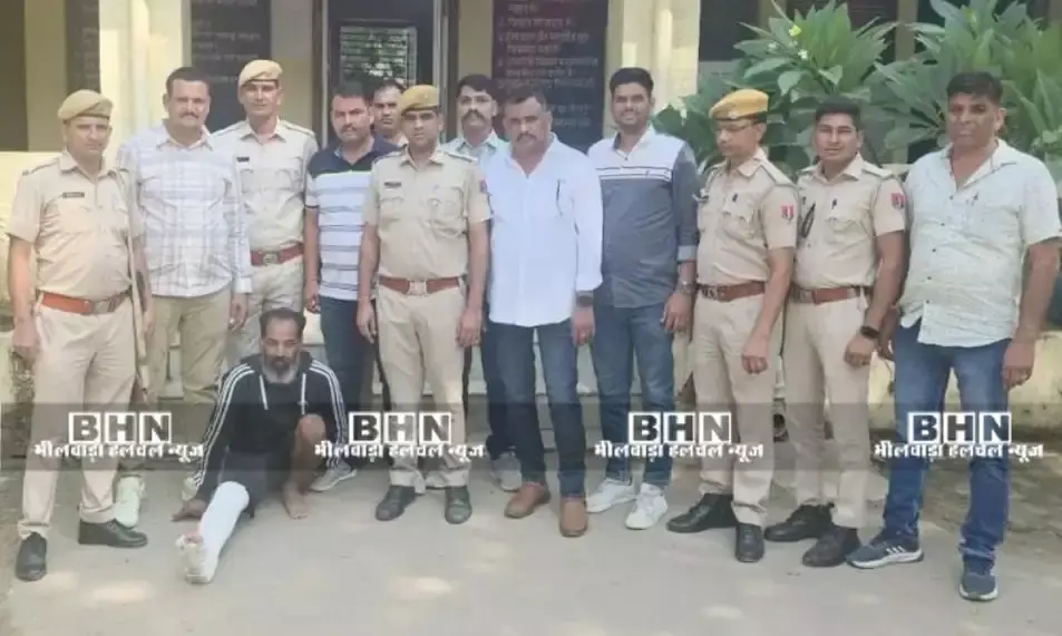 डेढ़ साल से फरार टॉप-25 अपराधी धनसिंह उर्फ धनसा गिरफ्तार डेढ़ साल से फरार टॉप-25 अपराधी धनसिंह उर्फ धनसा गिरफ्तार