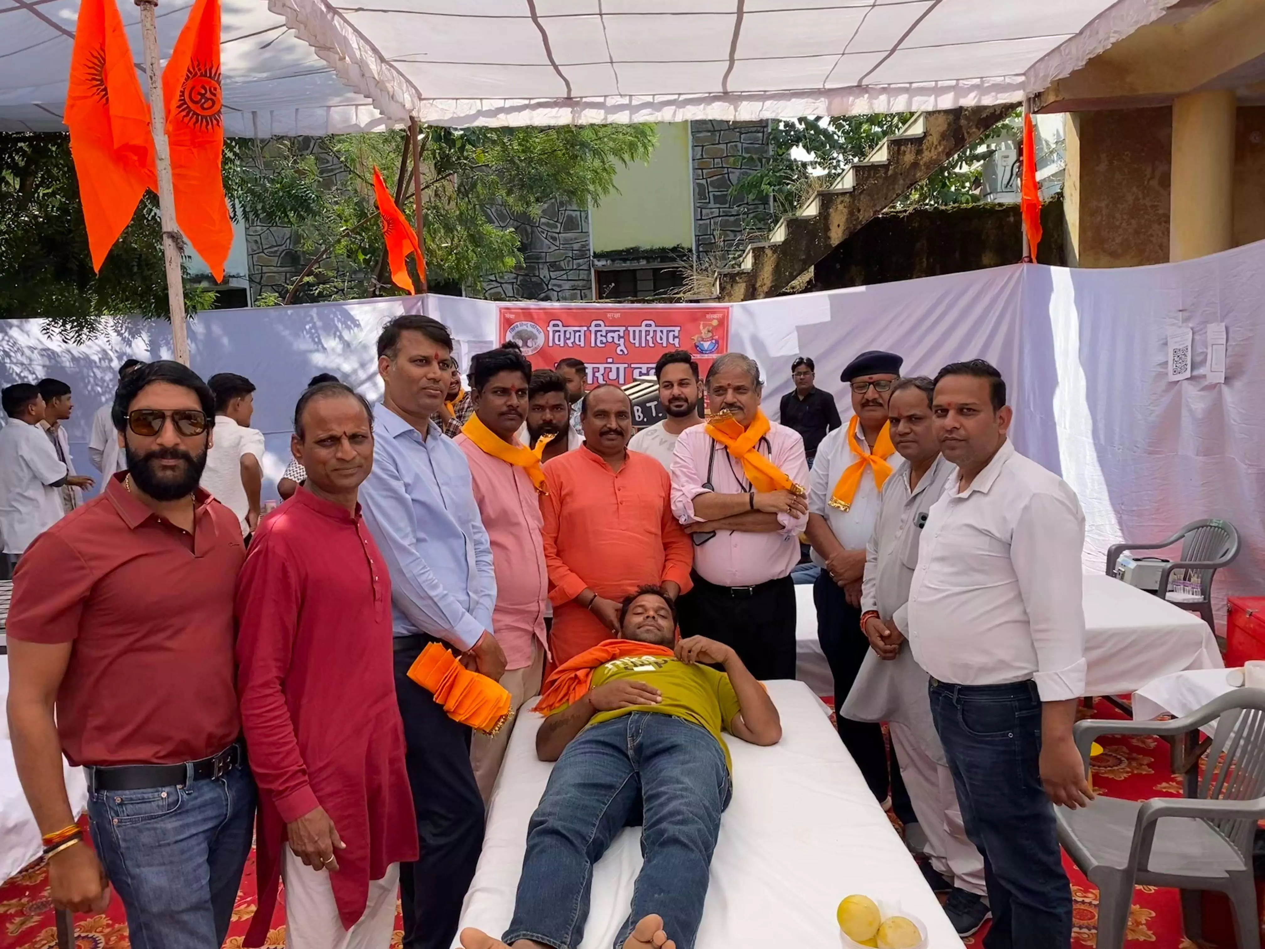 रक्तदान में उमड़ा जोश: हुतात्मा दिवस पर 612 यूनिट रक्त संग्रह रक्तदान में उमड़ा जोश: हुतात्मा दिवस पर 612 यूनिट रक्त संग्रह