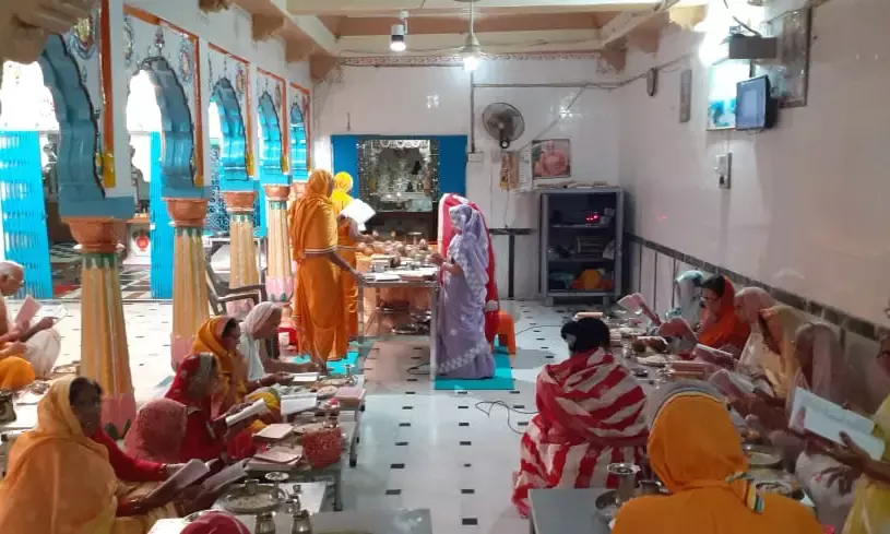 सकल दिगंबर जैन समाज द्वारा अष्टान्हिका पर्व के अवसर पर मंदिर मे नंदीश्वर द्वीप विधान मण्ड़ल का आयोजन। सकल दिगंबर जैन समाज द्वारा अष्टान्हिका पर्व के अवसर पर मंदिर मे नंदीश्वर द्वीप विधान मण्ड़ल का आयोजन।