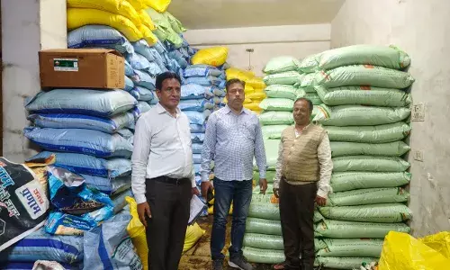 सहायक निदेशक एवं कृषि अधिकारी ने किया खाद बीज की दुकानों का निरीक्षण