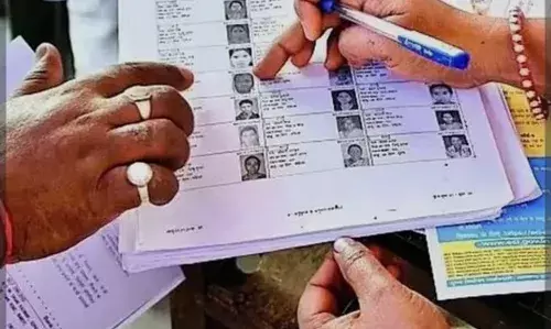 आज से राजस्थान सहित 12 राज्यों में SIR प्रक्रिया शुरू,51 करोड़ मतदाता होंगे शामिल, 7 फरवरी को जारी होगी अंतिम वोटर लिस्ट आज से राजस्थान सहित 12 राज्यों में SIR प्रक्रिया शुरू,51 करोड़ मतदाता होंगे शामिल, 7 फरवरी को जारी होगी अंतिम वोटर लिस्ट