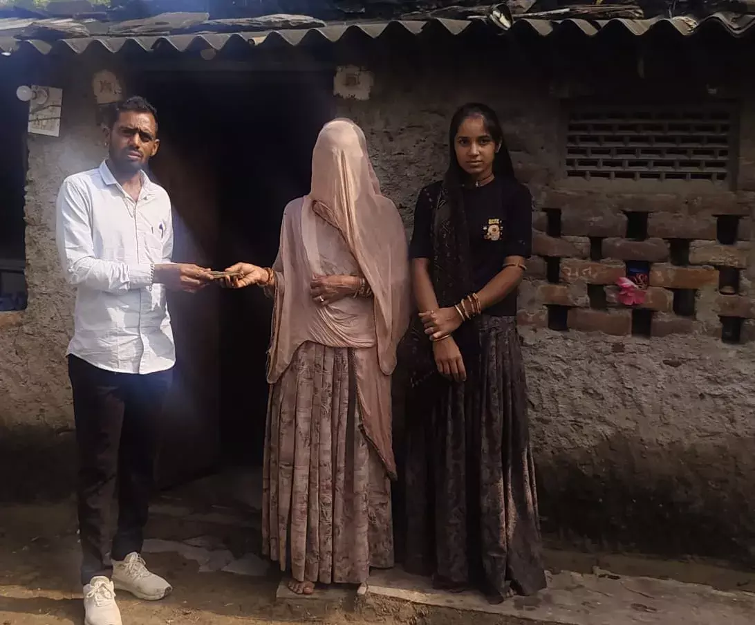 मृतक परिवार को दिलाई आर्थिक सहायता