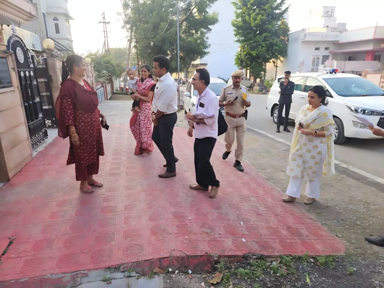 घर घर गणना पत्रों का वितरण, फील्ड स्तर पर सघन निरीक्षण