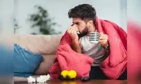 सर्दियों में इन बीमारियों का खतरा बढ़ा, डॉक्टर से जानें बचाव के आसान उपाय