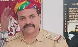 दलित महिला से दुष्कर्म के आरोपी को हरियाणा से गिरफ्तार करने पर थाना प्रभारी  सहित चार पुलिस कर्मी  निलंबित