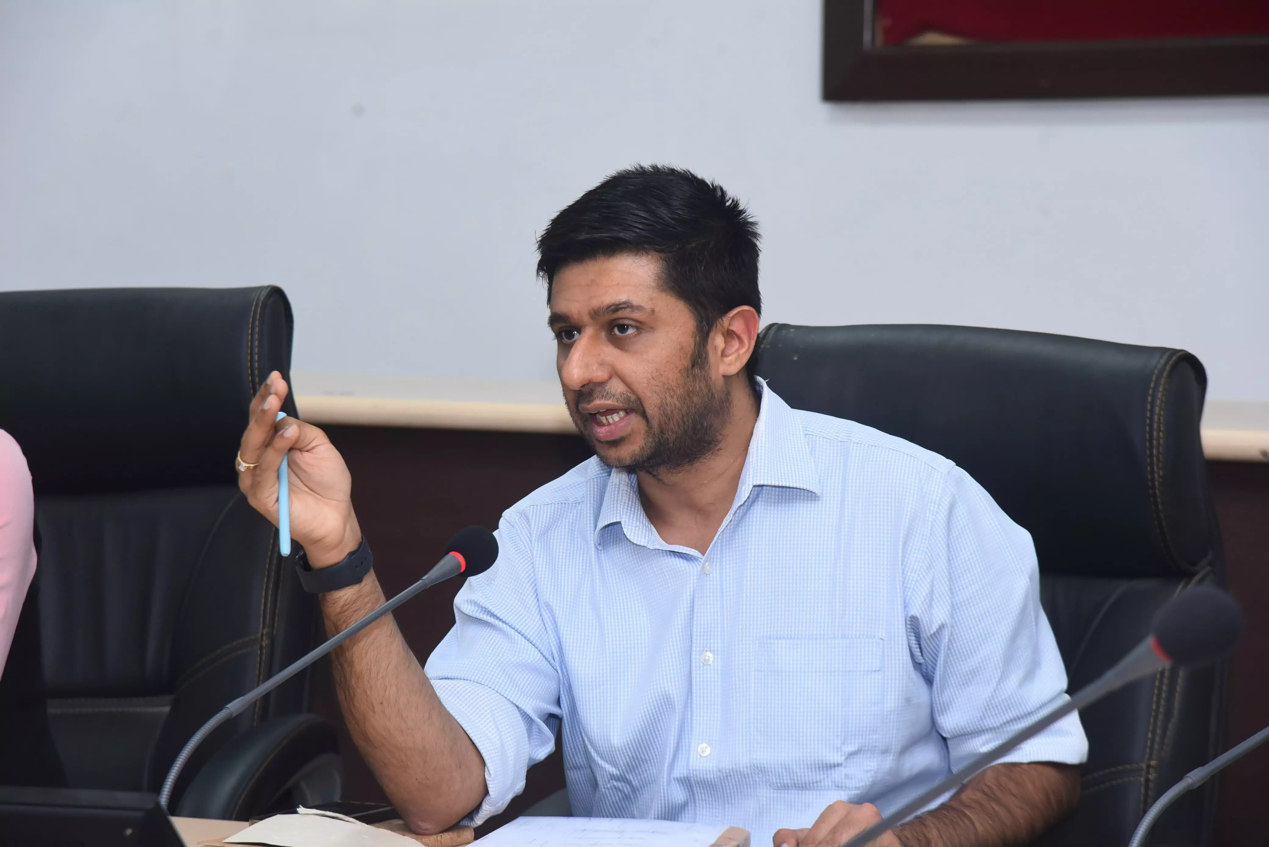 विशेष संयुक्त जांच अभियान 18 नवम्बर तक —जिला कलक्टर ने दिए सख्त निर्देश, सड़क दुर्घटनाओं पर प्रभावी रोकथाम को लेकर सभी विभाग होंगे सक्रिय