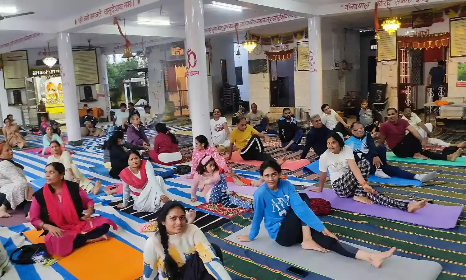 पावर योगा से करें दिन की शुरुआत, शिविर में पूर्बिया सम्मानित