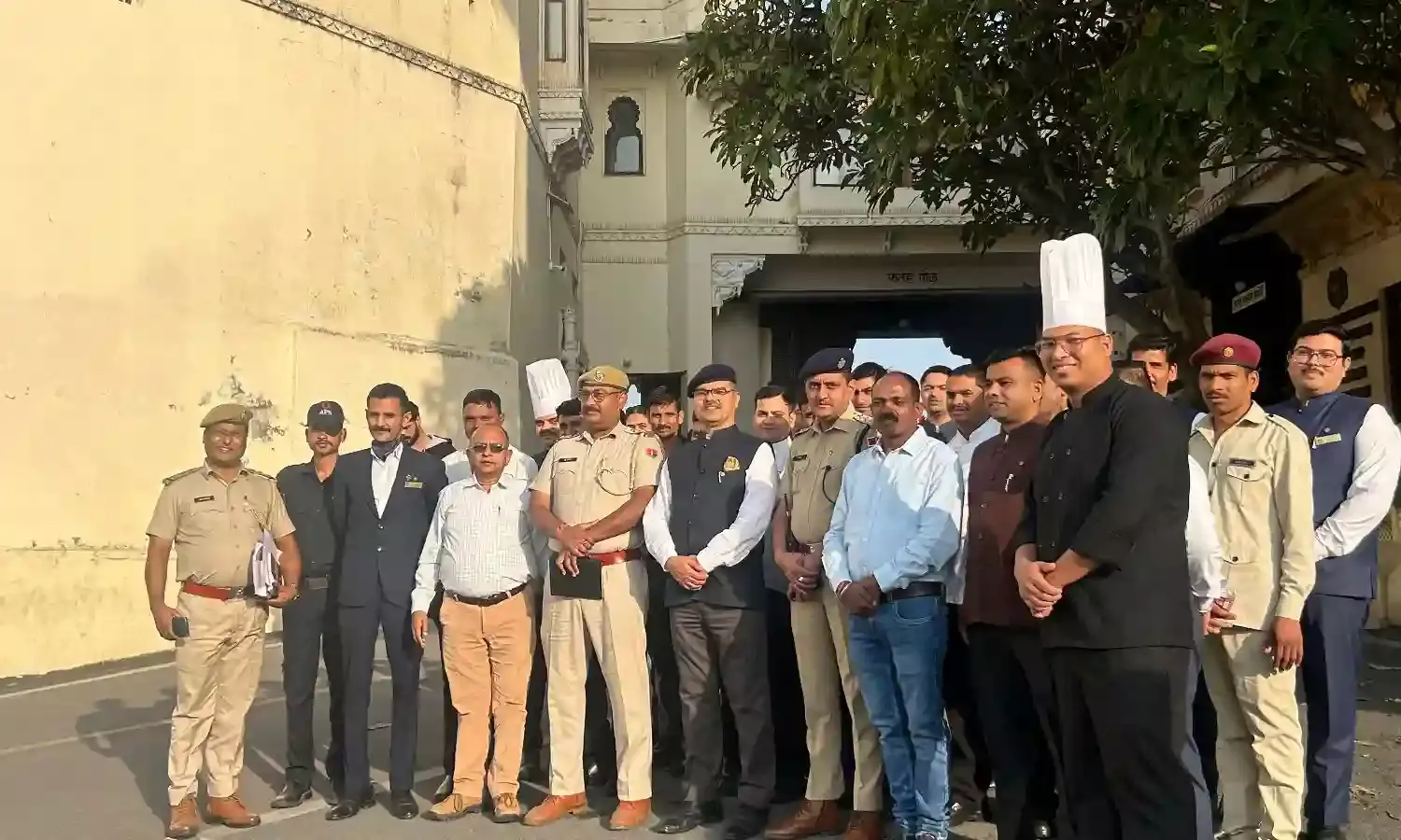 सड़क सुरक्षा जागरूकता सत्र का आयोजन