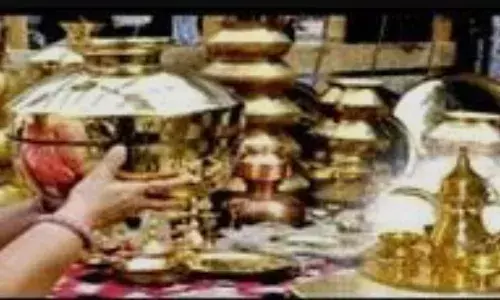 तांबा-पीतल के बर्तनों की फिर बढ़ी चमक, शादी सीजन में 30% तक बढ़ी बिक्री तांबा-पीतल के बर्तनों की फिर बढ़ी चमक, शादी सीजन में 30% तक बढ़ी बिक्री